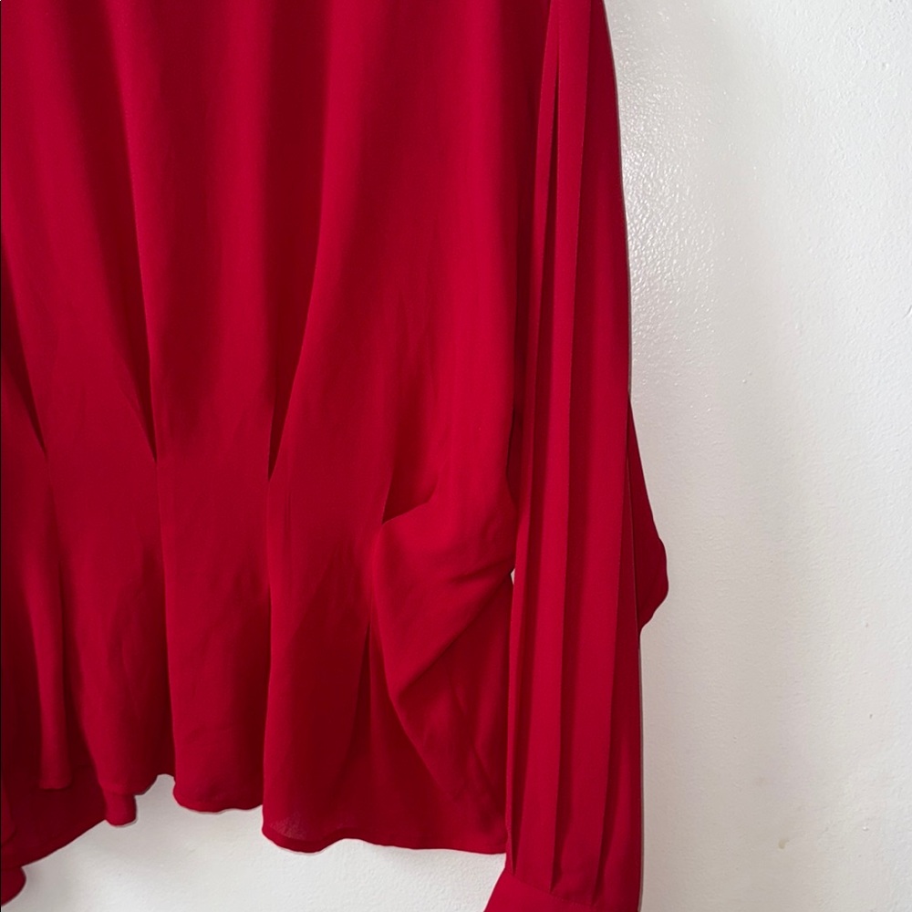 Express Women's Red Button-Up Top - Picture 6 of 7